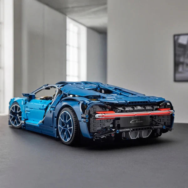 LEGO Technic Bugatti Chiron 3599 Peças