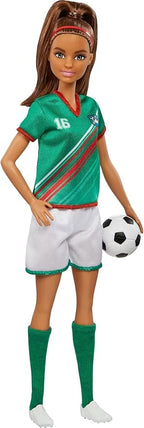Barbie Profissões Boneca Jogadora de Futebol com Camiseta Verde