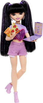 Barbie Dream Besties, Boneca Renee Apresentadora