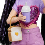 Barbie Dream Besties, Boneca Renee Apresentadora