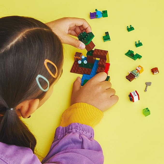LEGO Minecraft A Aventura no Pântano 65 peças