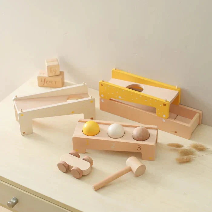 Pista de Bola e Carro Montessori